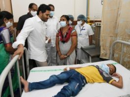 Experți medicali investighează o nouă boală misterioasă care face tot mai multe victime în India