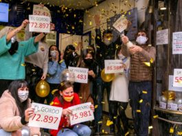 Premii de 2,4 miliarde de euro la loteria de Crăciun din Spania