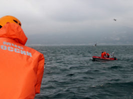 O navă rusească s-a scufundat în Marea Barents. 17 persoane au dispărut