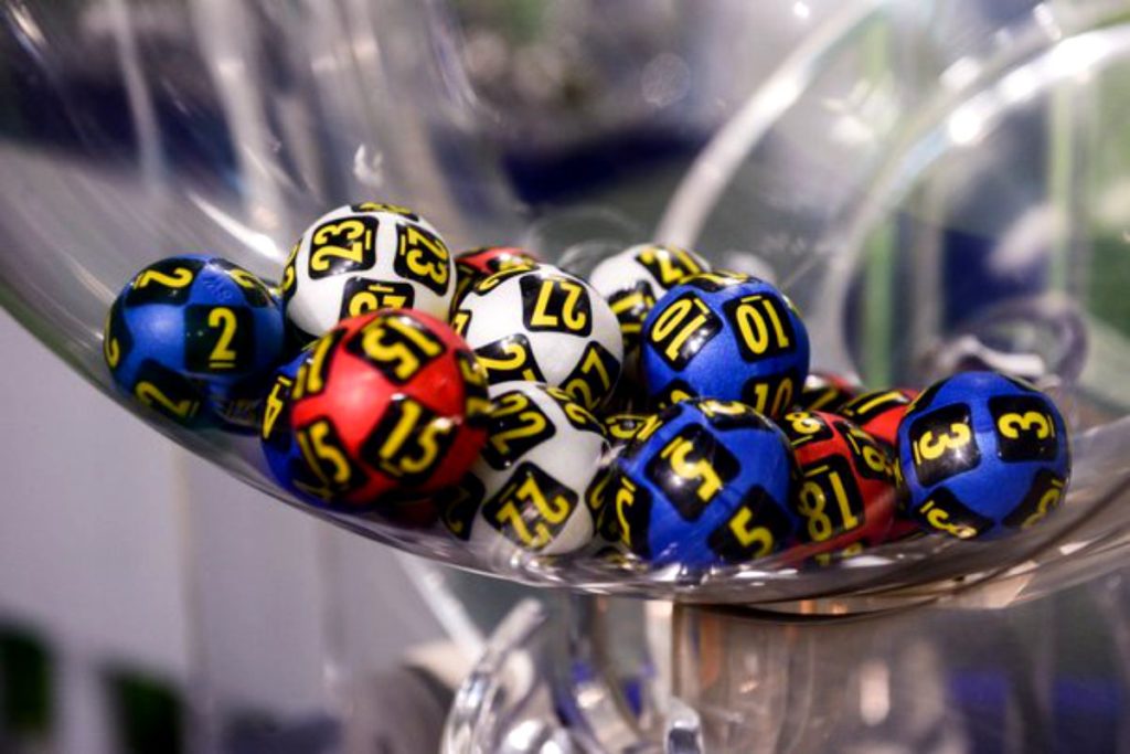 Premiul cel mare la Loto 6/49, de peste 7,1 milioane de lei, câştigat cu un bilet de 33,5 lei