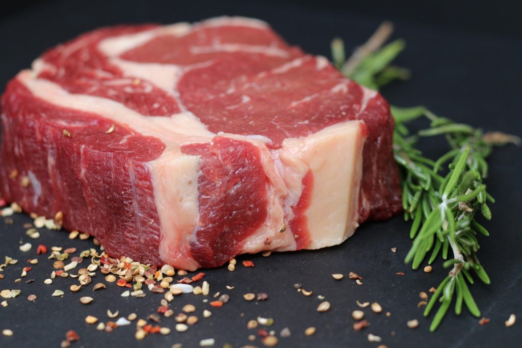 Consumul de carne roșie, între studii cu rezultate opuse