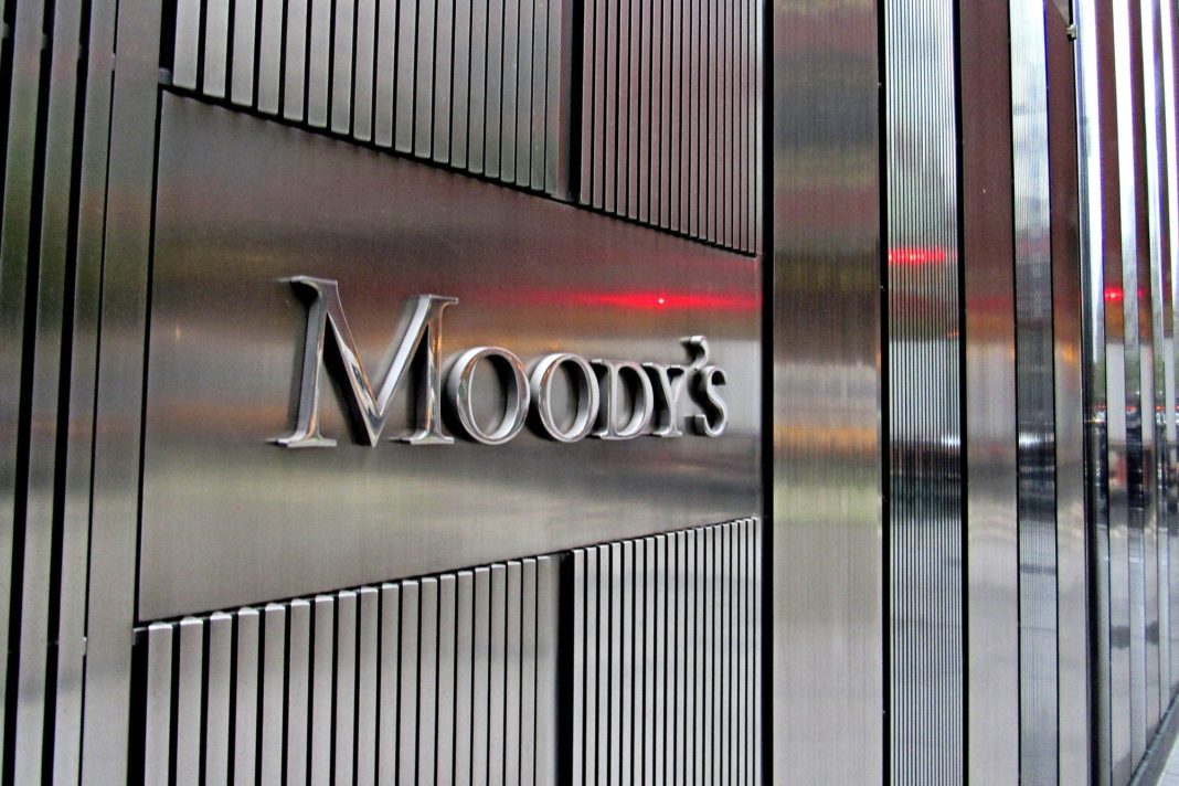 Moody's a revizuit în creștere ratingurile unor bănci din România