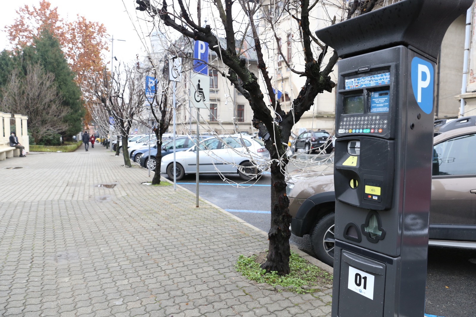 Parcare cu plata prin SMS sau prin intermediul parcometrului, în centrul Craiovei