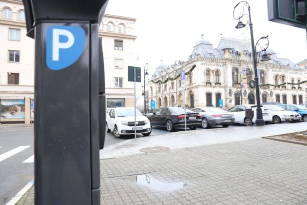 Parcare cu plata prin SMS sau prin intermediul parcometrului, în centrul Craiovei