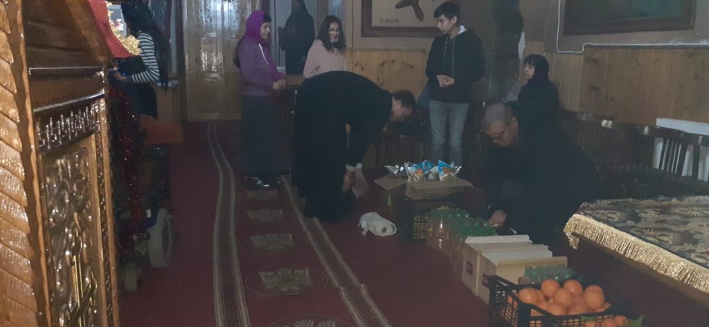 Activităţi caritabile şi de catehizare, în Parohia Işalniţa