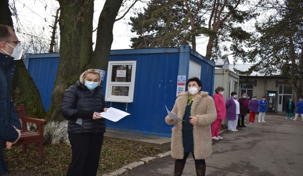 Protest spontan la Spitalul de Pneumoftiziologie din Botoşani