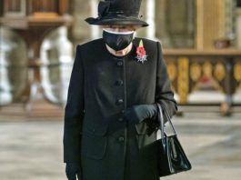 Regina Elisabeta a II-a își caută asistent personal