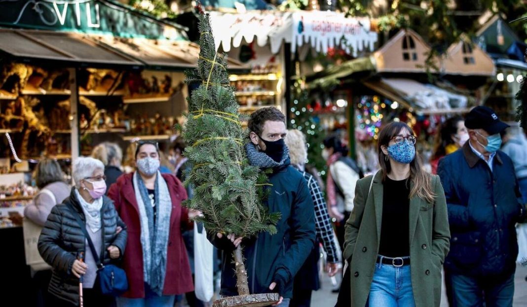 Spania impune restricții de Crăciun și Revelion pentru reuniuni și deplasări