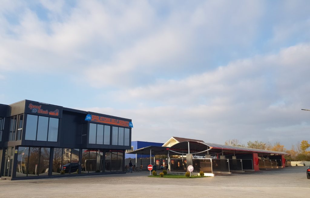 Speedwash, cea mai mare spălătorie auto self-service din Craiova