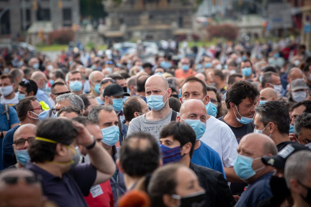 contaminari covid Un nou record de contaminări în SUA: 225.000 de cazuri de Covid 19, în 24 de ore
