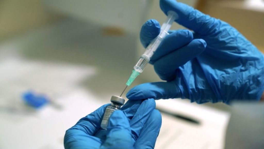 Transportatorii aerieni cer prețuri scandaloase pentru transportul echipamentelor medicale