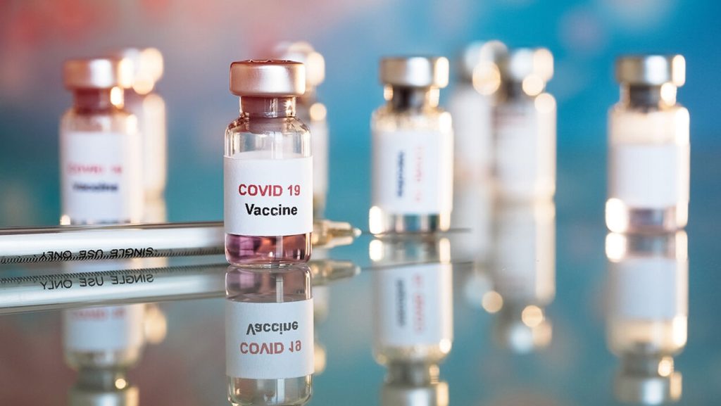 Medic: Din cei care s-au vaccinat în Marea Britanie, probabil un milion de oameni, nu a existat nicio reacție adversă notabilă