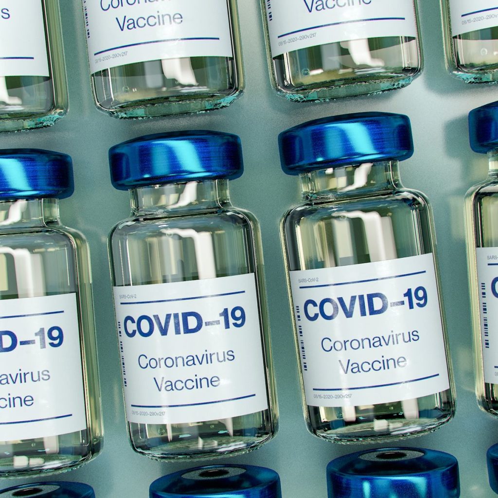 Un participant la testele clinice pentru vaccinul împotriva COVID-19 descrie efectele secundare