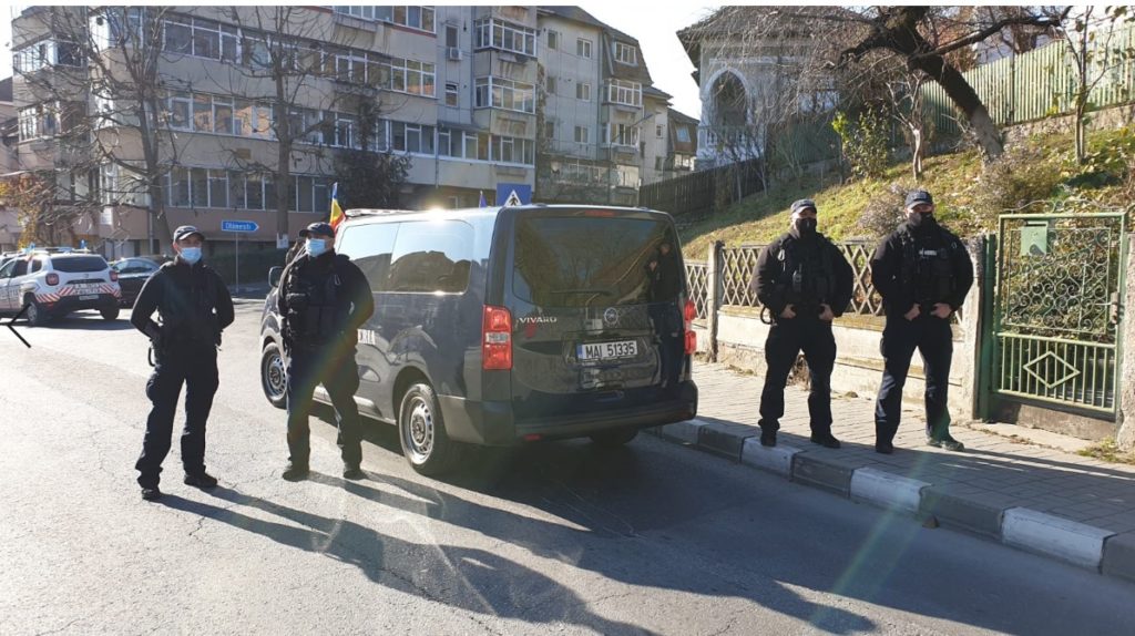 Sancțiuni aplicate de către jandarmii vâlceni în minivacanța de Crăciun