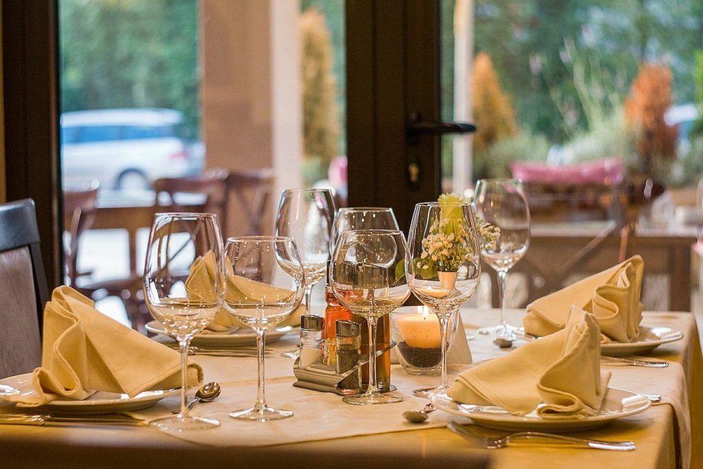 Reprezentanții HoReCa vor program prelungit până la ora 1.00, în noaptea de Revelion