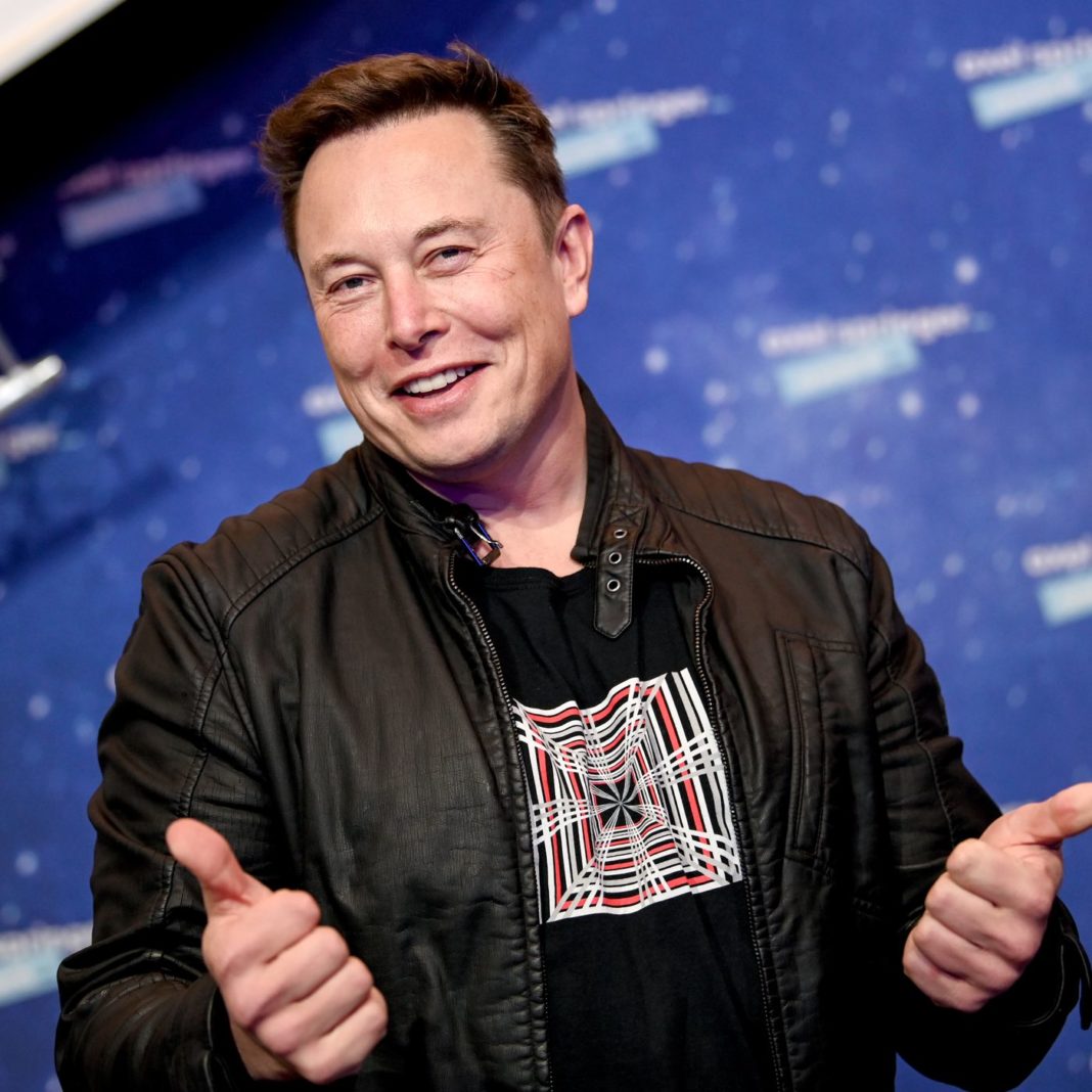 Elon Musk ne recomandă să utilizăm Signal în loc de WhatsApp