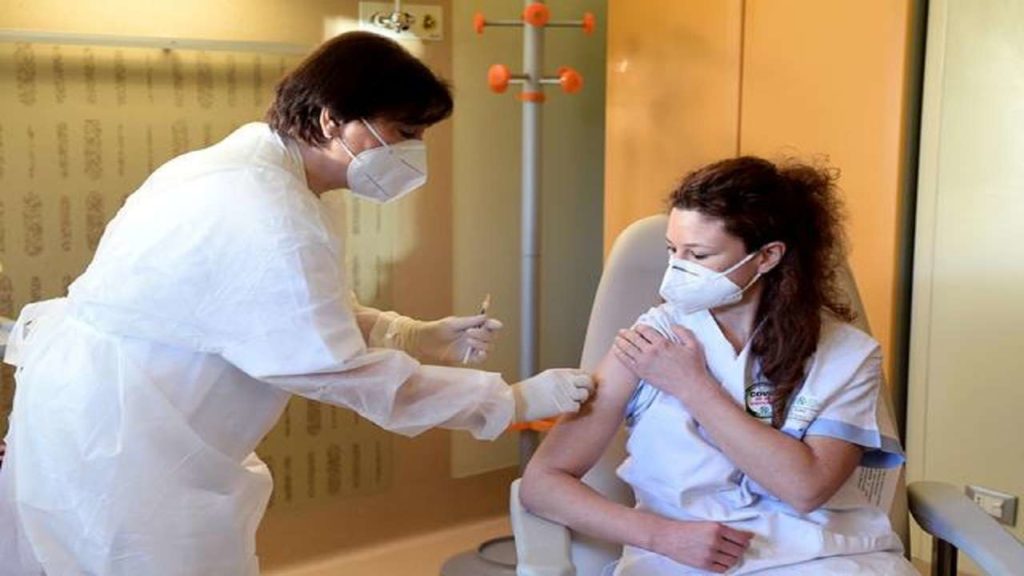 Italia: 99% din cei vaccinați au dezvoltat deja anticorpi