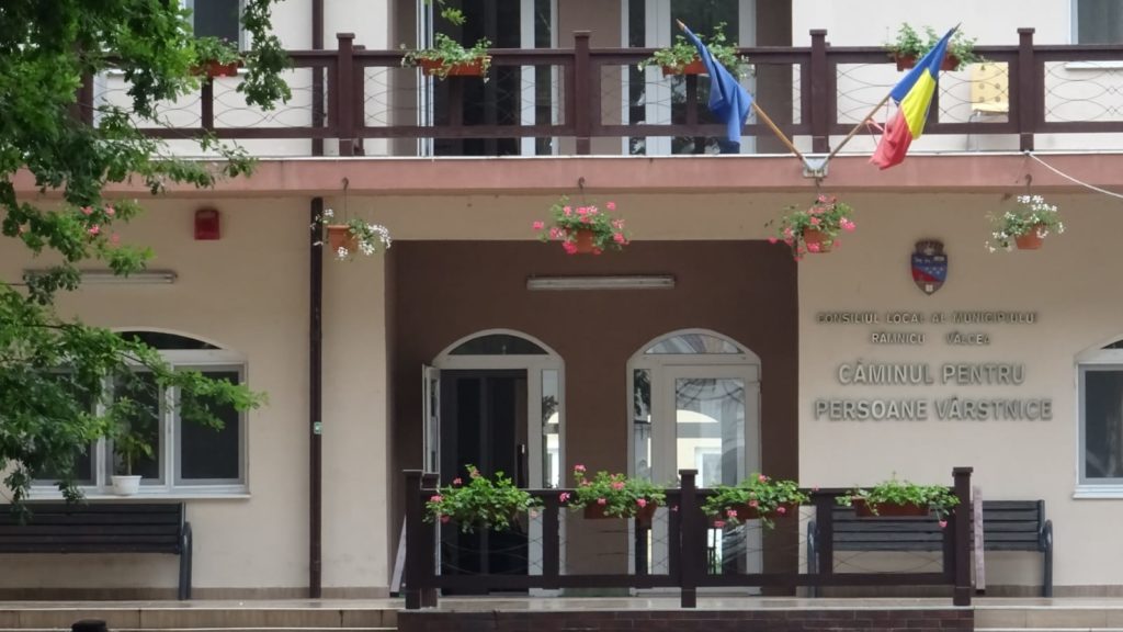 Seniorii şi personalul de la Căminul pentru Persoane Vârstnice din Ostroveni s-au vaccinat anti-Covid 19