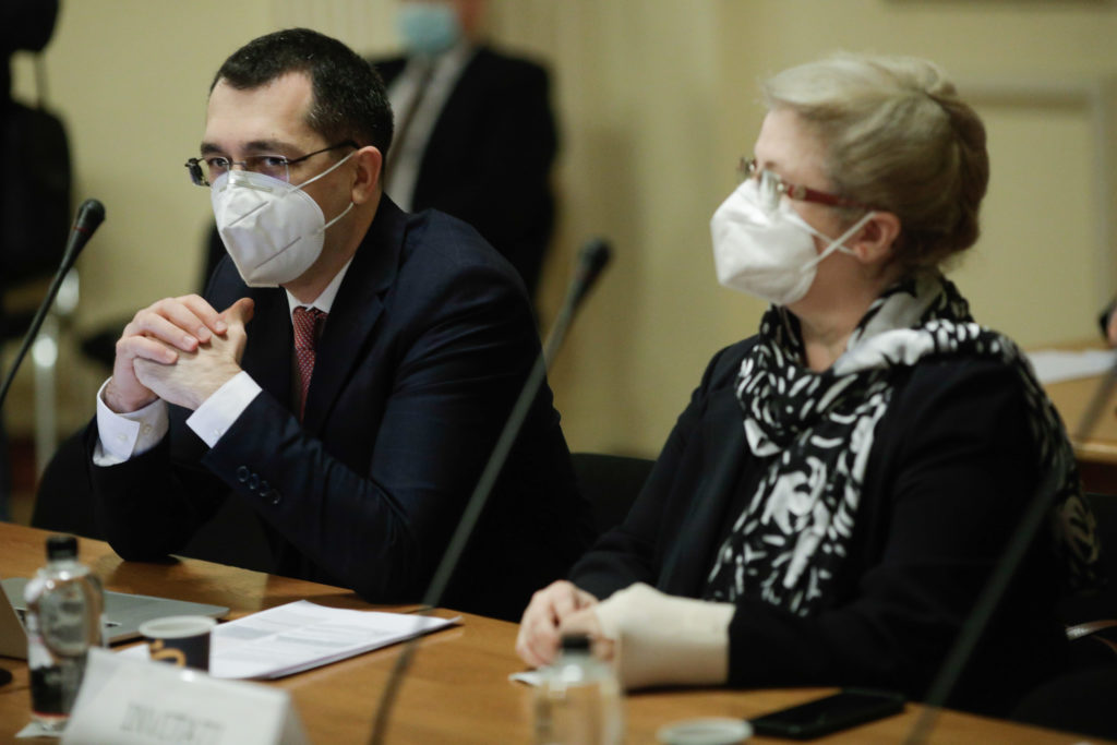 Medicii de familie care se vor ocupa de vaccinarea populației, plătiți progresiv