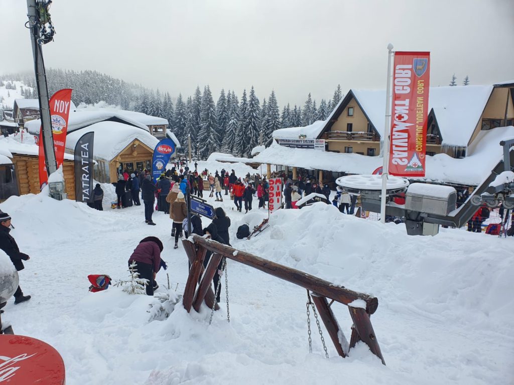 Peste 18.000 de turiști au fost în weekend la Rânca
