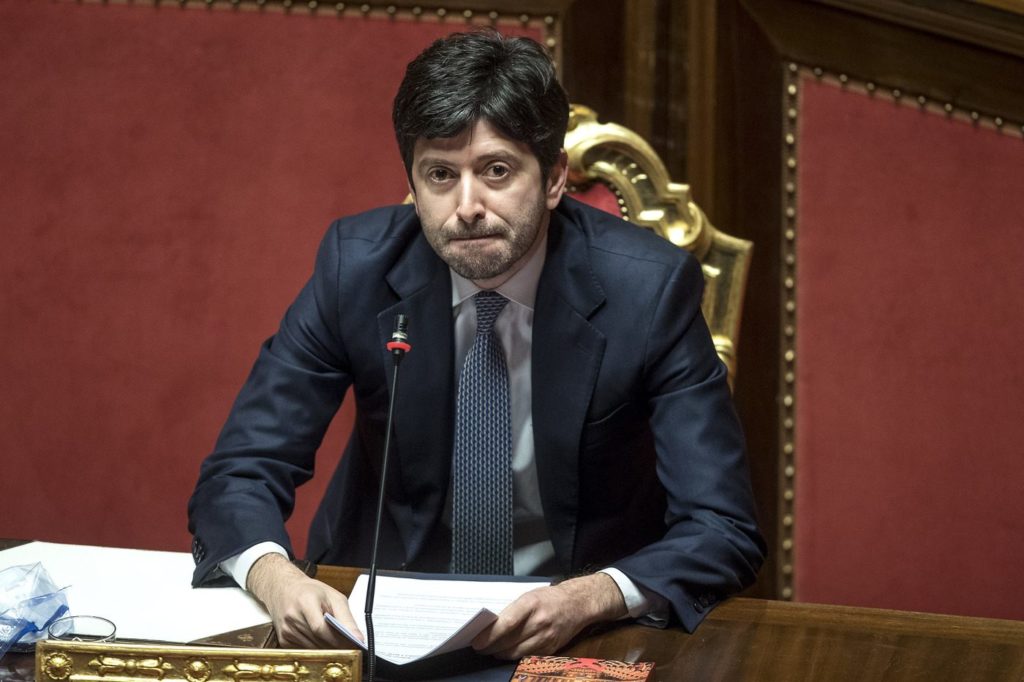 Italia vrea să redeschidă muzee, dar şi să prelungească starea de urgenţă