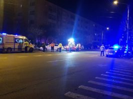 Accident pe bulevardul Dacia din Craiova. O femeia a ajuns la spital