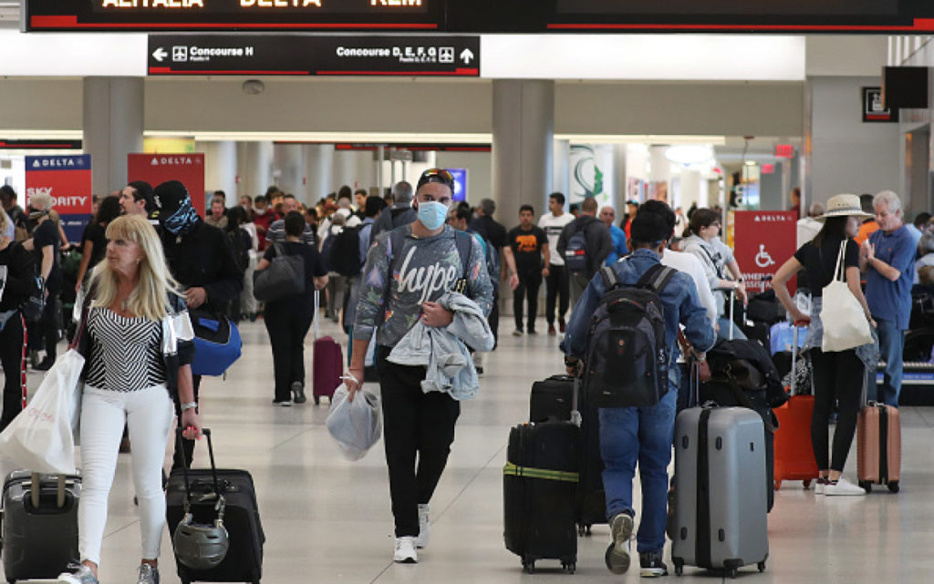 Noi reguli pentru persoanele care ajung în SUA cu avionul