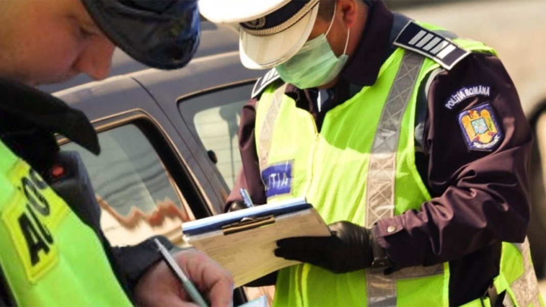 21 de amenzi, date de polițiștii mehedințeni pentru nerespectarea restricțiilor anti-Covid-19