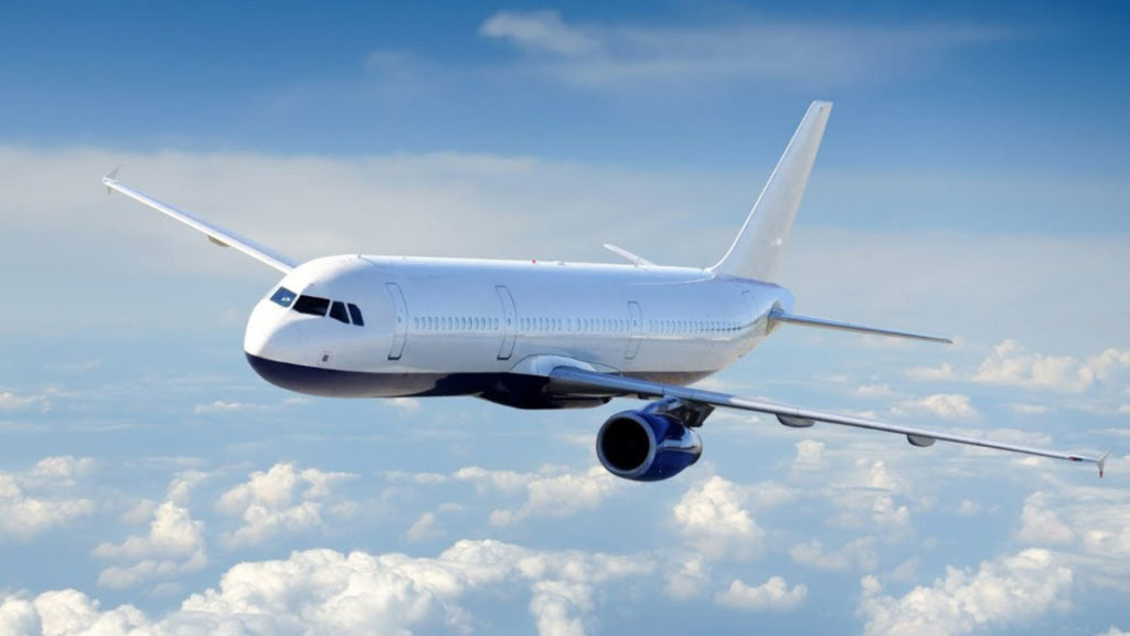 Un avion care zbura de la București la Londra s-a întors azi din drum