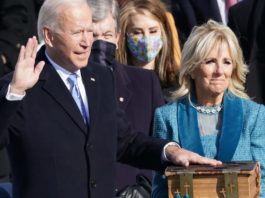 Joe Biden a depus jurământul pe o Biblie veche de 128 de ani