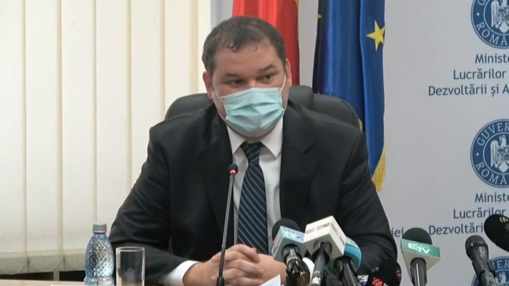 Ministrul Dezvoltării a suspendat concursurile de angajare în minister