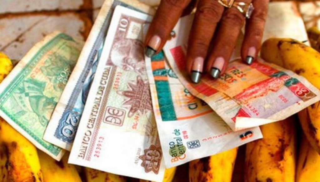 Cuba renunță la sistemul cu două valute