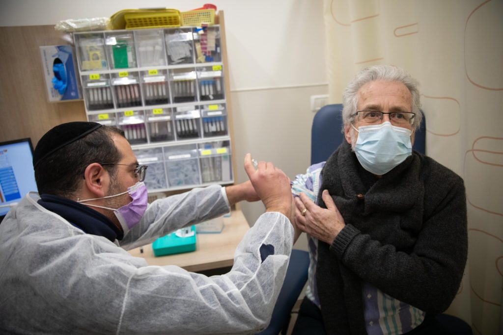 Israel: Aproximativ 12% din populația țării a fost vaccinată
