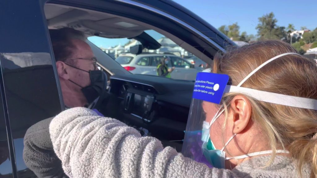 Arnold Schwarzenegger s-a vaccinat contra Covid-19