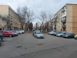 Parcarea de pe strada Henri Coandă nr. 52A amenajată în urmă cu zece ani pe care Primăria Craiova ar fi obligată acum să o cumpere