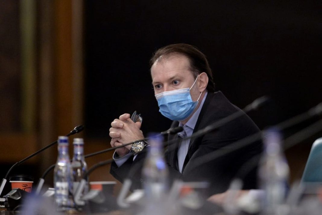 Premierul Florin Cîţu se va vaccina sâmbătă anti-COVID