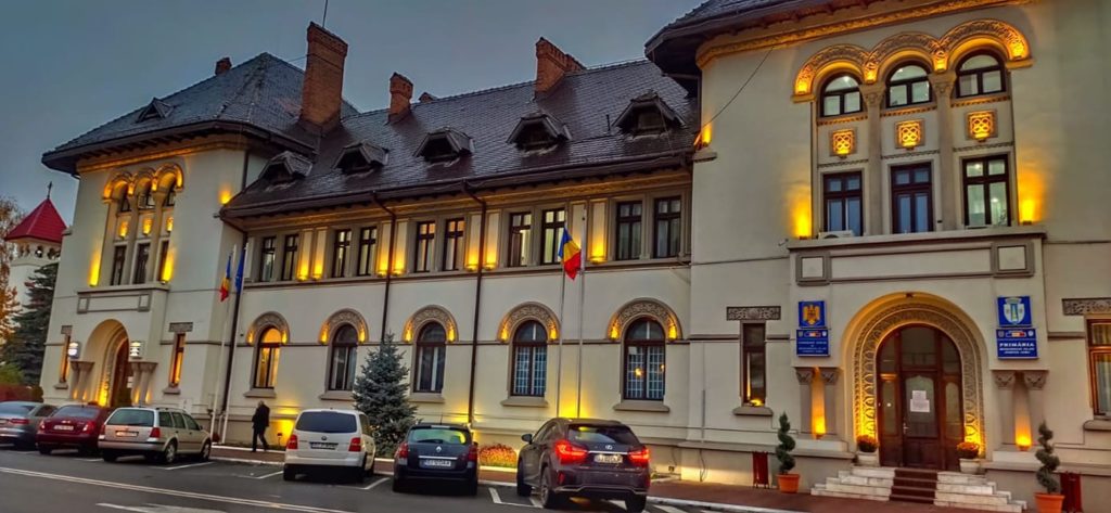 Aleșii locali și primarul din Târgu Jiu așteaptă să se vaccineze