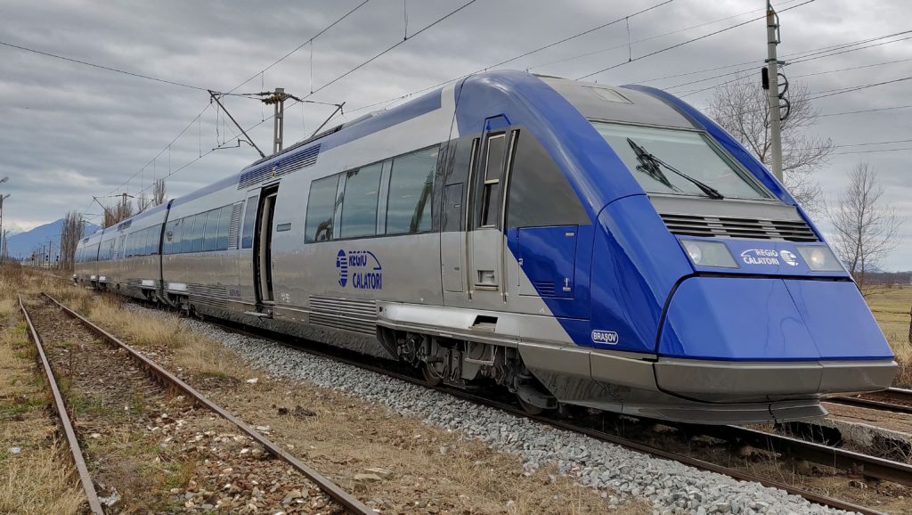 25 de trenuri InterRegio vor deveni trenuri Regio-Expres
