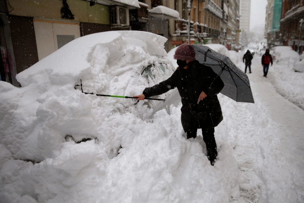 Ministerul Afacerilor Externe a anunțat că autoritățile din Spania au emis coduri roșu, portocaliu și galben de frig polar