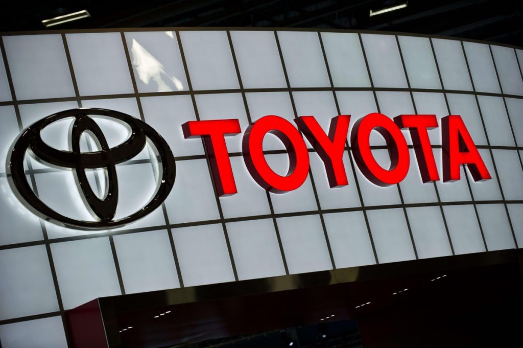Toyota a redevenit cel mai mare constructor auto în 2020