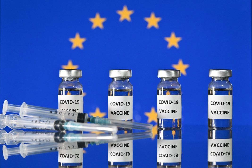 Eurodeputaţii cer mai multă transparenţă privind vaccinurile anti-COVID