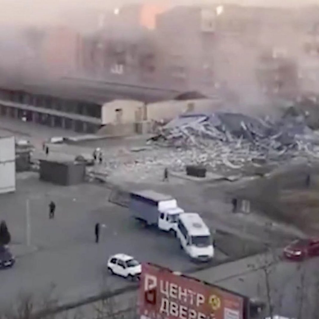 O explozie puternică a zguduit, vineri, un supermarket din oraşul Vladikavkaz