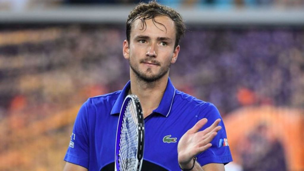 Daniil Medvedev s-a calificat în finala Openului Australiei