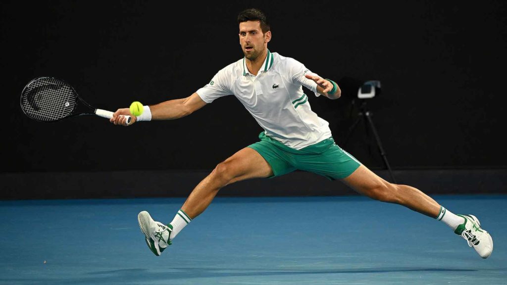 Novak Djokovic s-a calificat pentru a noua oară în finala Openului Australiei