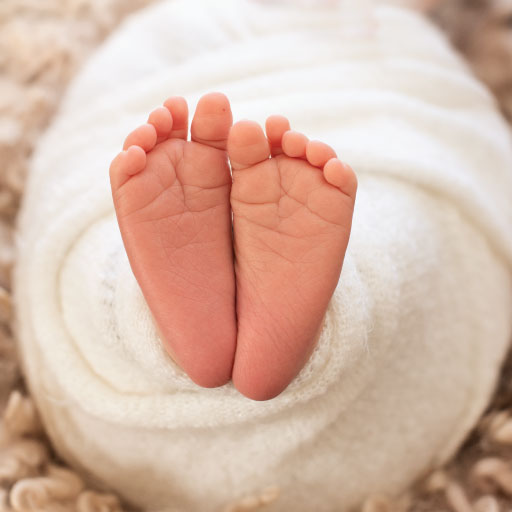 Anticorpi împotriva Covid-19, descoperiţi la un nou-născut a cărui mamă a fost vaccinată