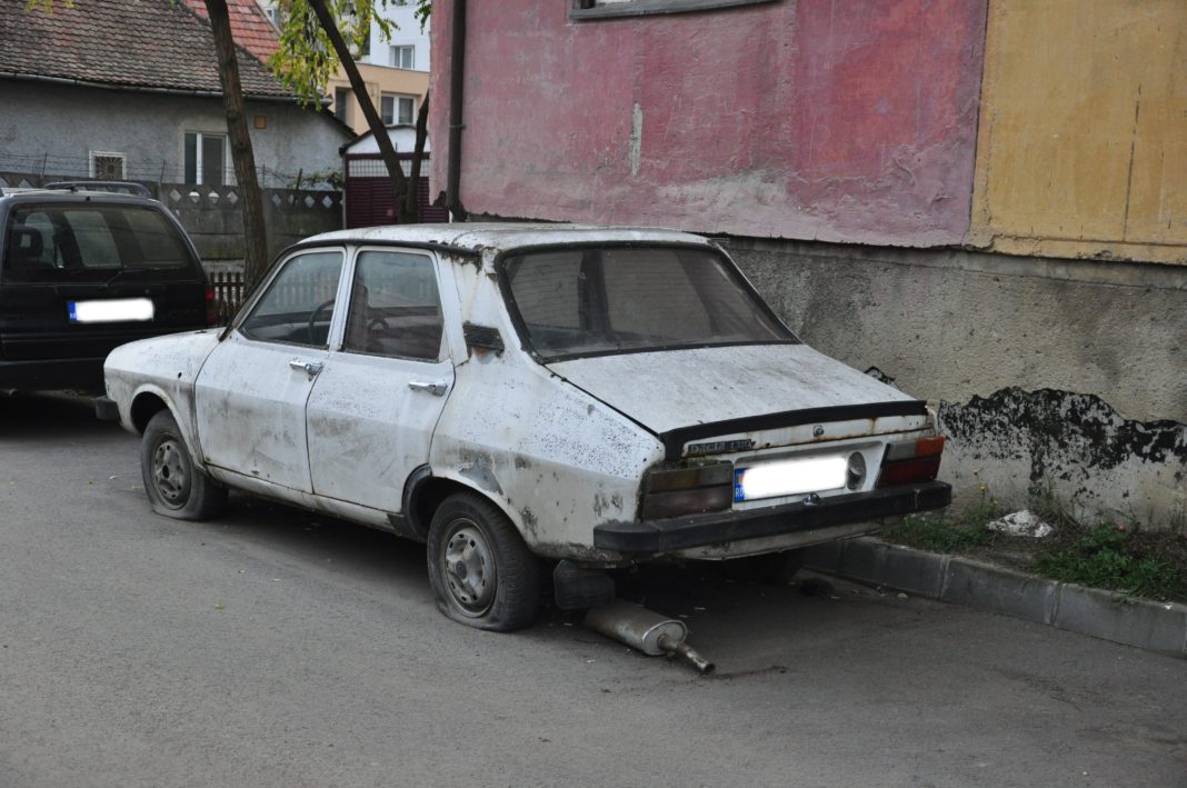 Craiova: Se ridică mașinile fără stăpân de pe domeniul public