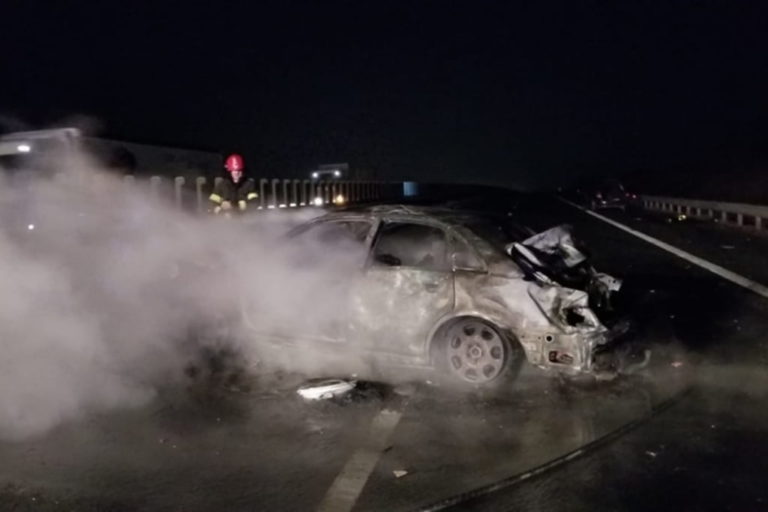 VIDEO: Accidentul soldat cu doi morţi şi cinci răniţi, provocat de un tânăr fără permis