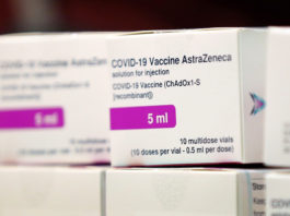 În mai puțin de 24 de ore, 100.000 de români s-au programat pentru vaccinul AstraZeneca