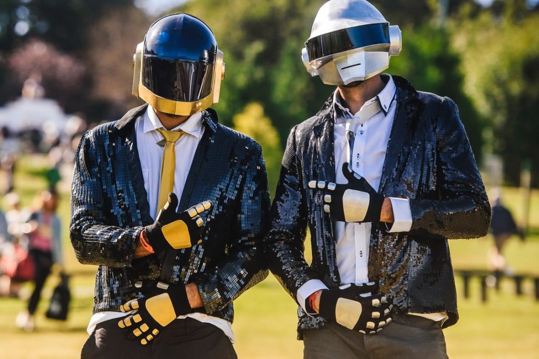 Formaţia Daft Punk s-a desfiinţat după 28 de ani