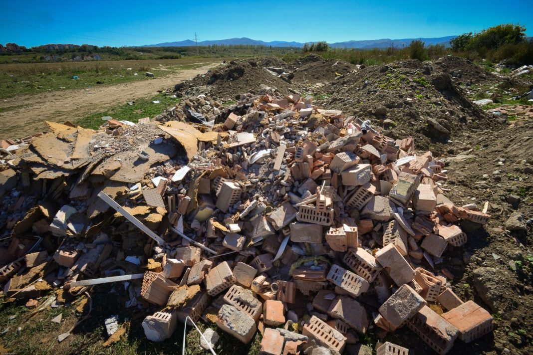 Ministrul Mediului vrea centre de depozitare pentru deșeuri voluminoase în toată ţara